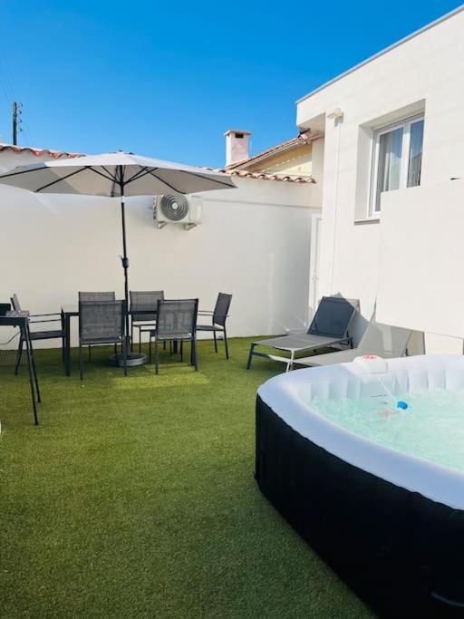 Maison 4 Personnes Avec Jacuzzi Мариньян Экстерьер фото