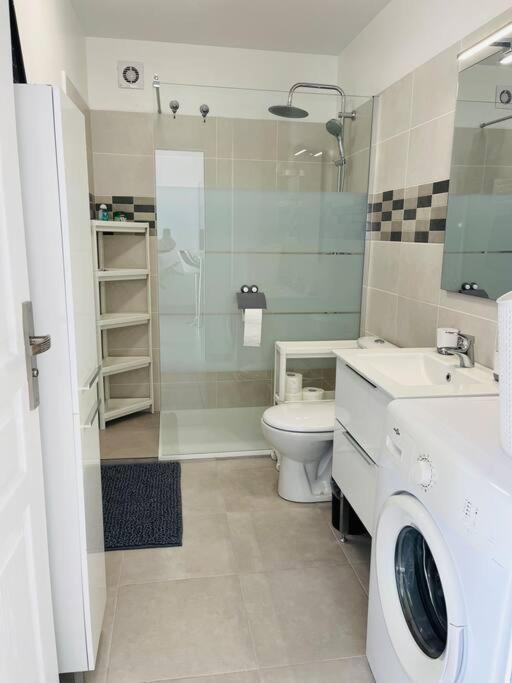 Maison 4 Personnes Avec Jacuzzi Мариньян Экстерьер фото